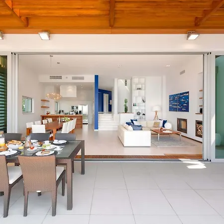 Vista Maris Villa